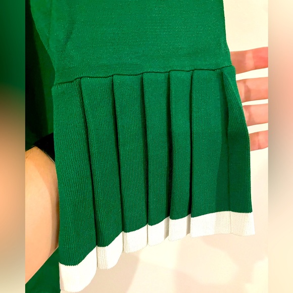 COS women’s size M green sweater with white stripe on sleeves - Picture 2 of 5